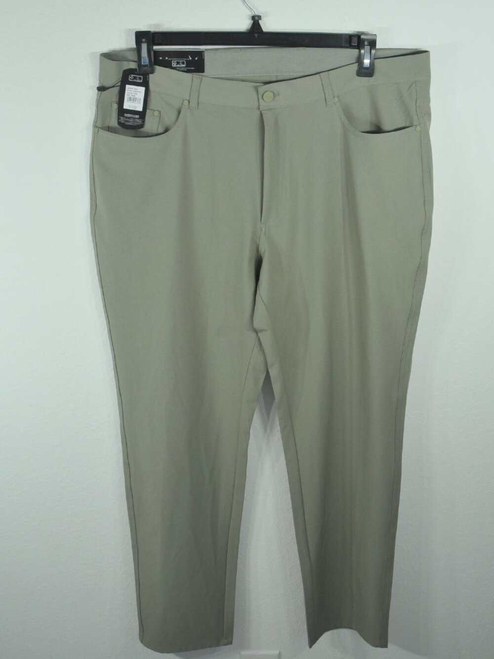 Greg Norman Men's Golf Pants 38 x 30 Performance Stretch green Grey NWT